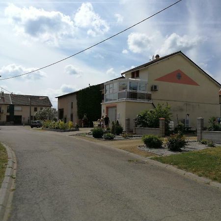 Chez Violette Apartman Destry Kültér fotó