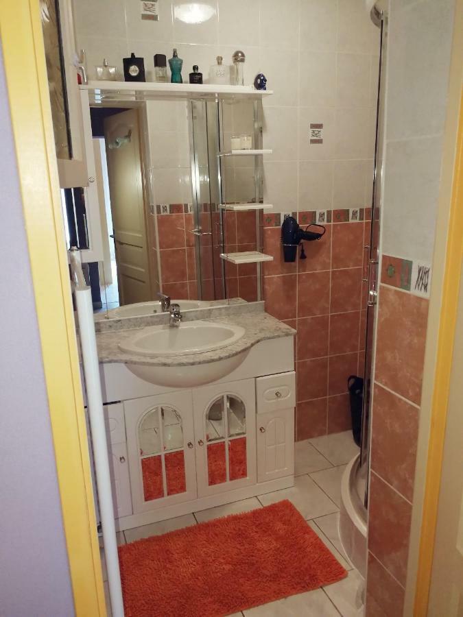 Chez Violette Apartman Destry Kültér fotó